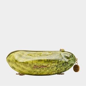 Betsey Johnson A BIG Dill